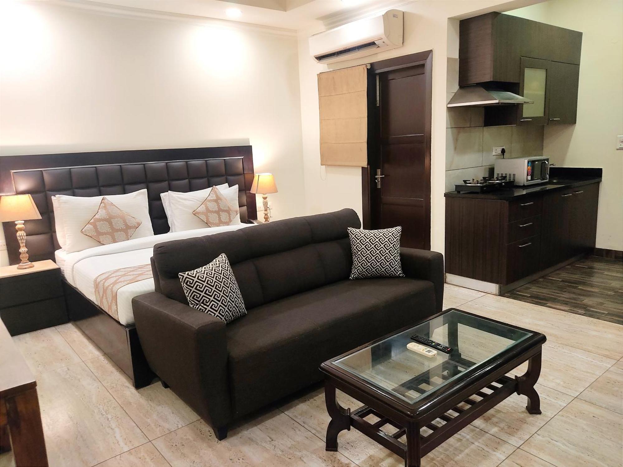 When In Gurgaon - Artemis Hospital 1 Min Walk, Fortis & Medanta 4 Mins Drive Exterior photo