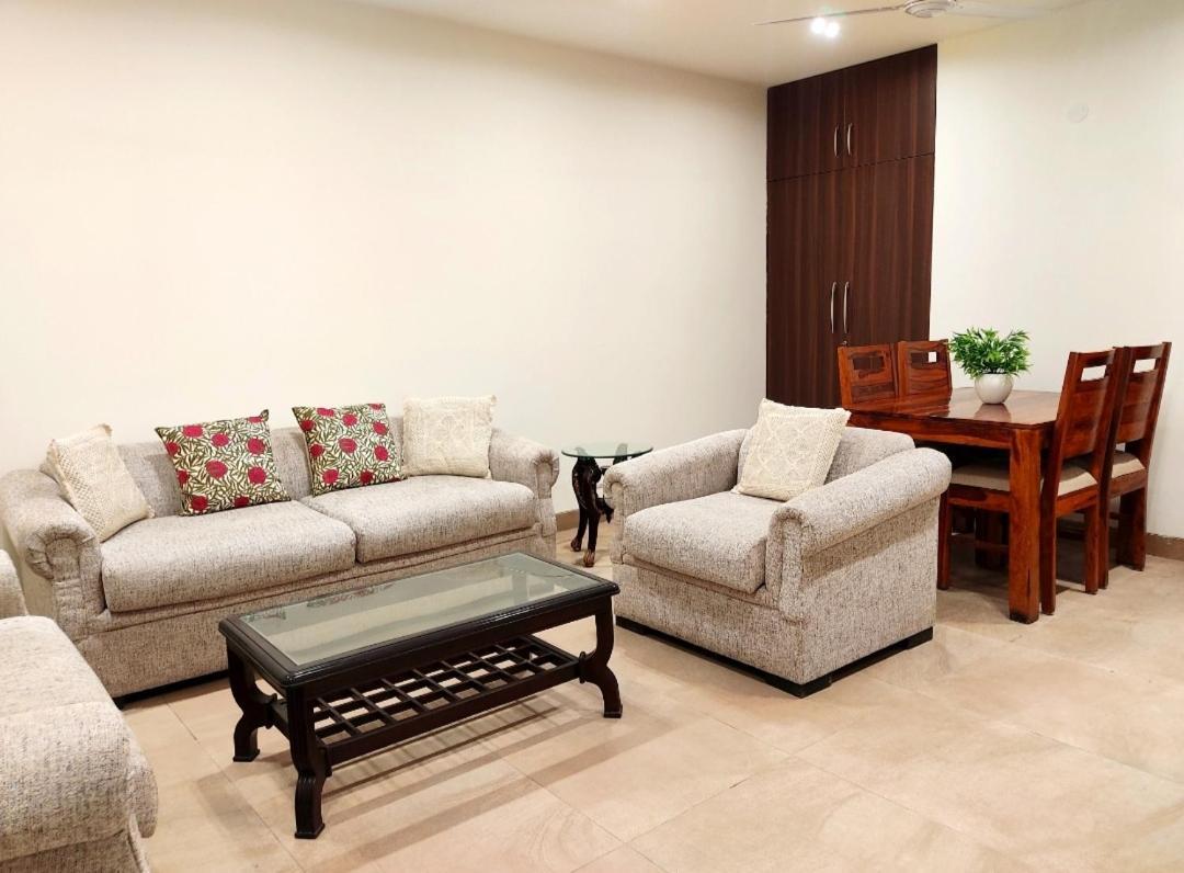 When In Gurgaon - Artemis Hospital 1 Min Walk, Fortis & Medanta 4 Mins Drive Exterior photo