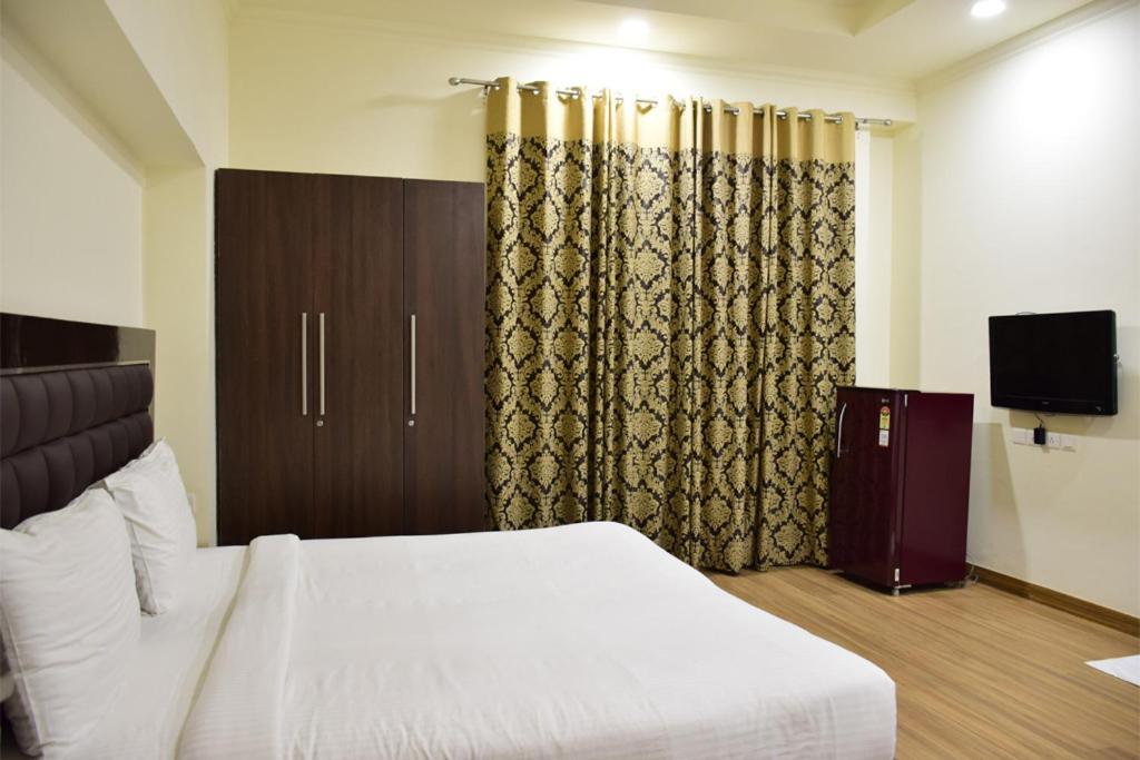 When In Gurgaon - Artemis Hospital 1 Min Walk, Fortis & Medanta 4 Mins Drive Exterior photo